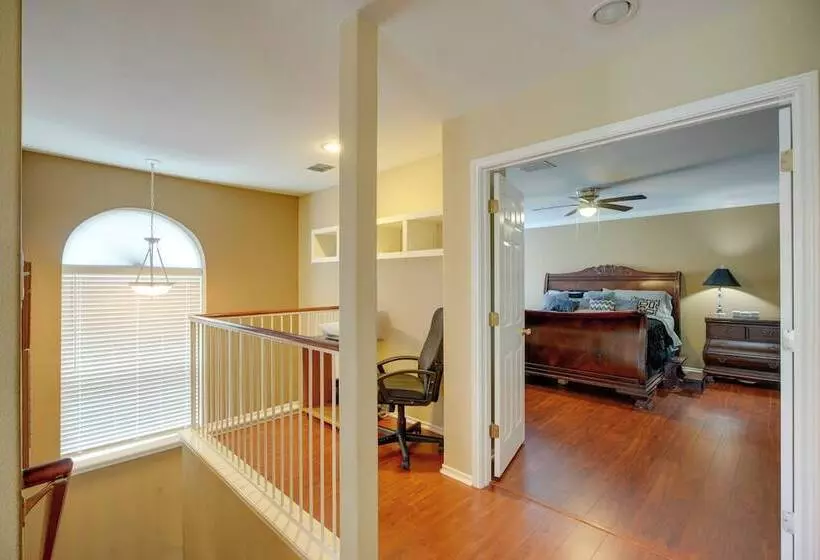 San Antonio Home W/ Pool Access: Near Lackland Afb