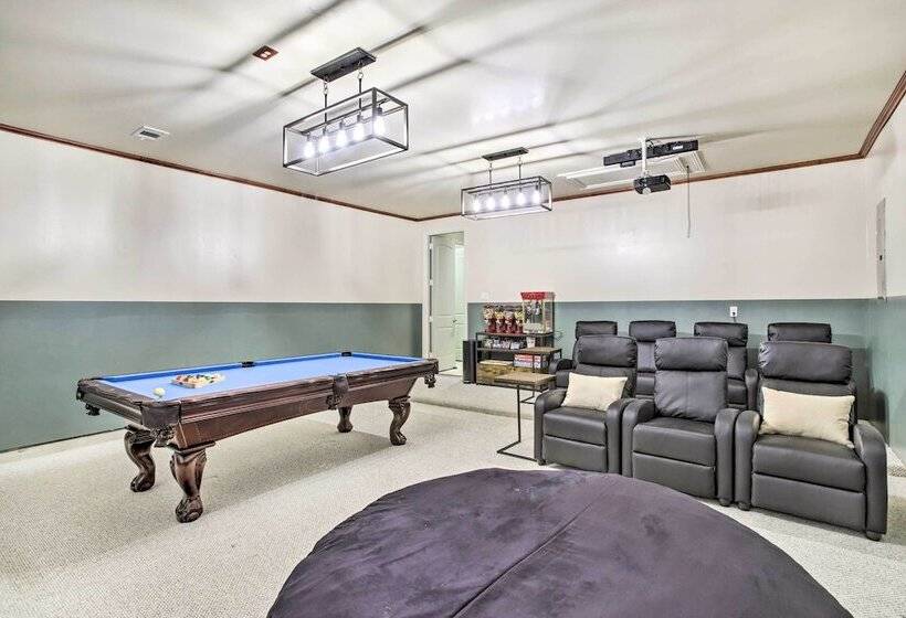 Spacious Cypress Home In Fairfield Community!