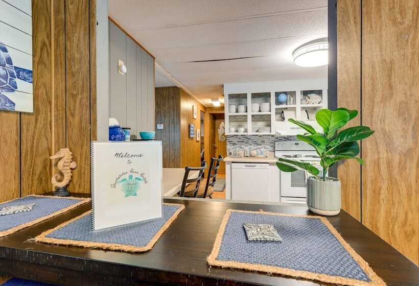 Steinhatchee Home W/ Grill & Screened In Porch