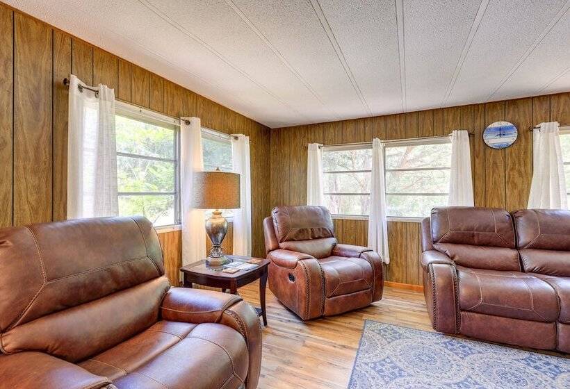 Steinhatchee Home W/ Grill & Screened In Porch