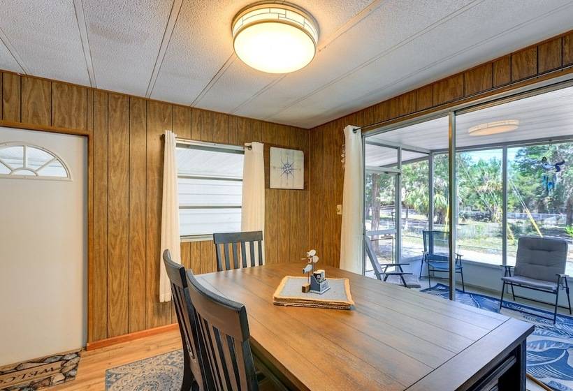 Steinhatchee Home W/ Grill & Screened In Porch