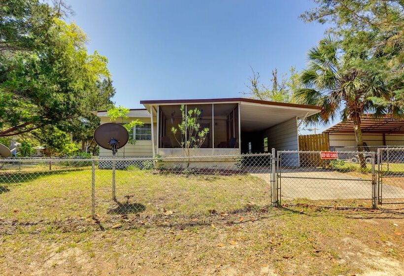 Steinhatchee Home W/ Grill & Screened In Porch