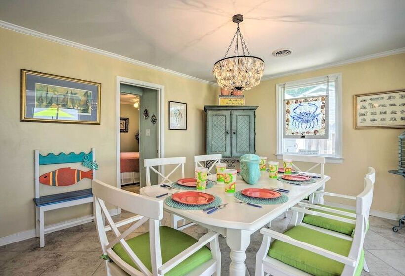 Urbanna Waterfront Retreat: Pier & Gas Grill!