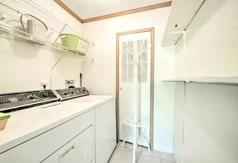 Warm & Inviting Family Home   2 Mi To Golf Course!