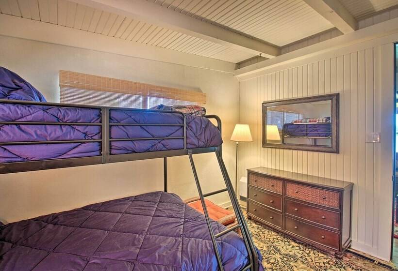 Waterfront Lake Hamilton Home W/ Private Dock