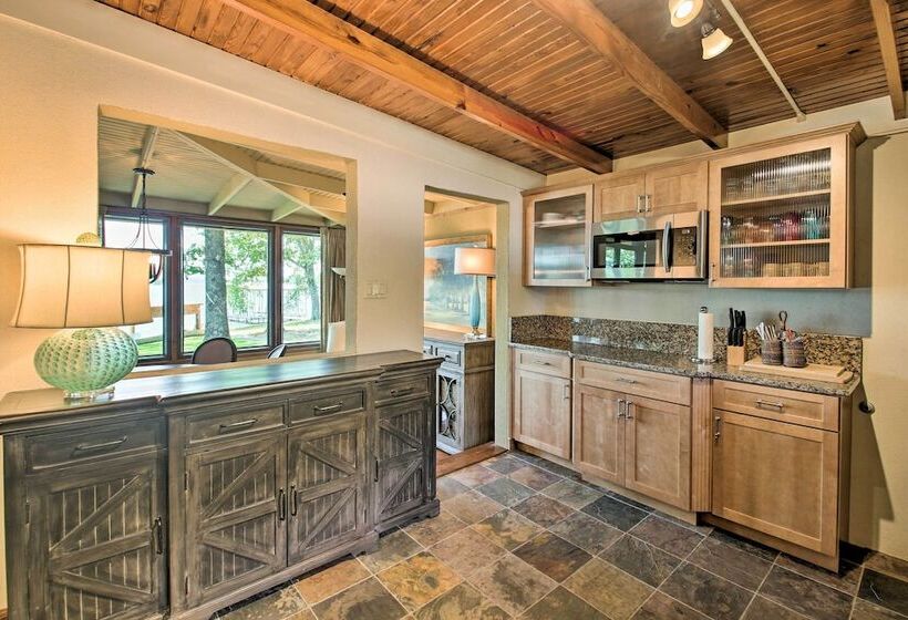 Waterfront Lake Hamilton Home W/ Private Dock