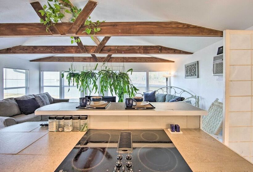 Water Views + Deck: Gun Barrel City Cottage!