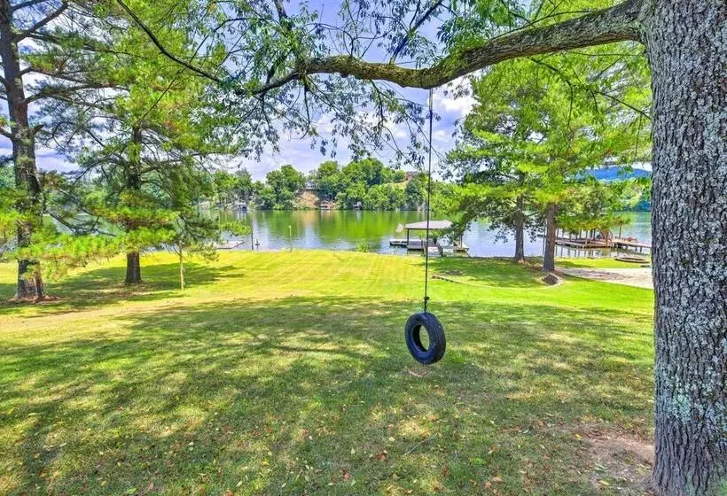 Waterfront Piney Flats Home W/ Private Dock!
