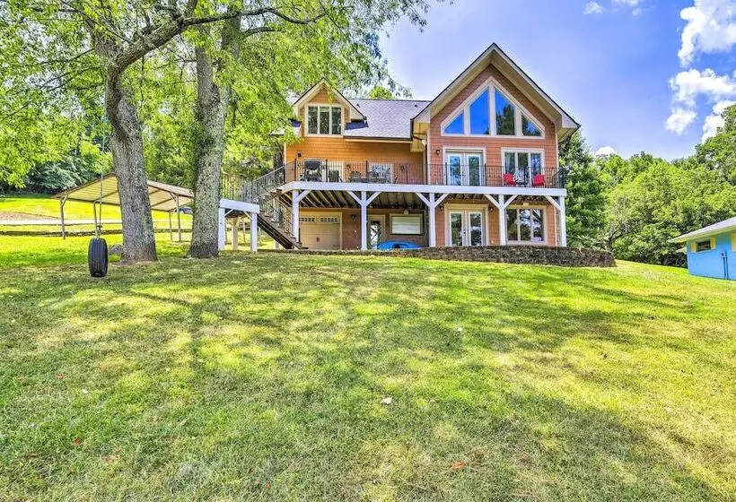 Waterfront Piney Flats Home W/ Private Dock!