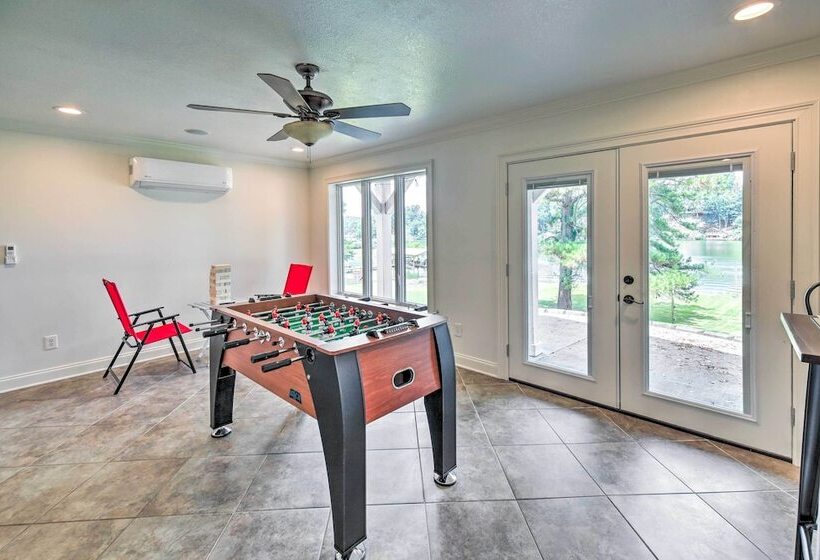 Waterfront Piney Flats Home W/ Private Dock!