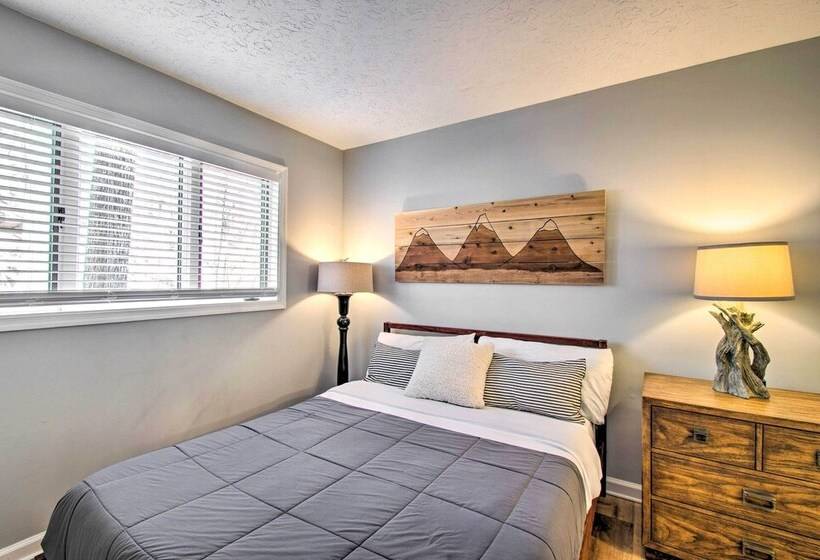 Wintergreen Resort Retreat   Walk To Slopes!