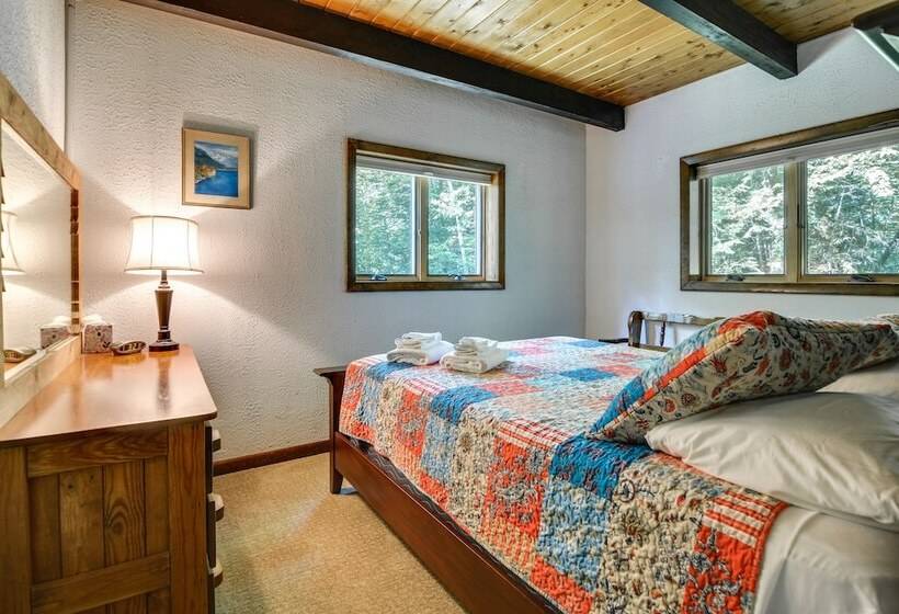 Beautiful Chalet ~ 5 Miles To Attitash Mountain