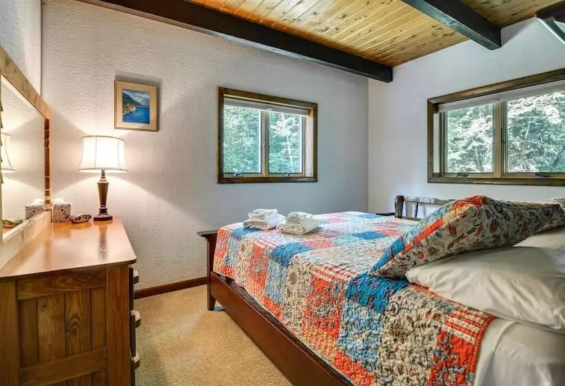 Beautiful Chalet ~ 5 Miles To Attitash Mountain