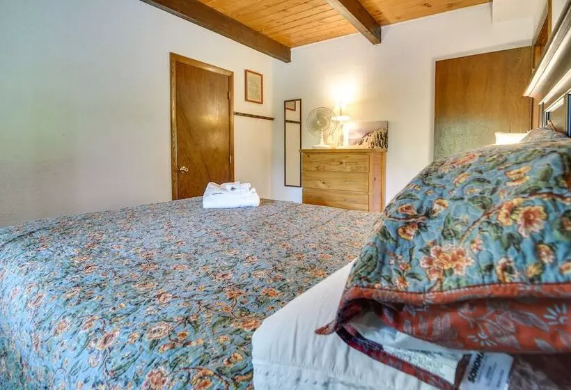 Beautiful Chalet ~ 5 Miles To Attitash Mountain