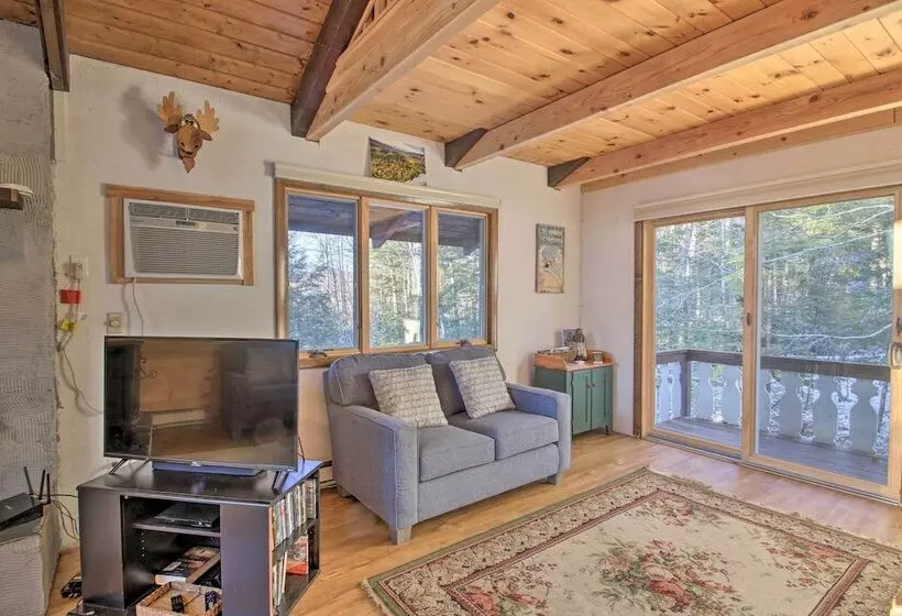 Beautiful Chalet ~ 5 Miles To Attitash Mountain