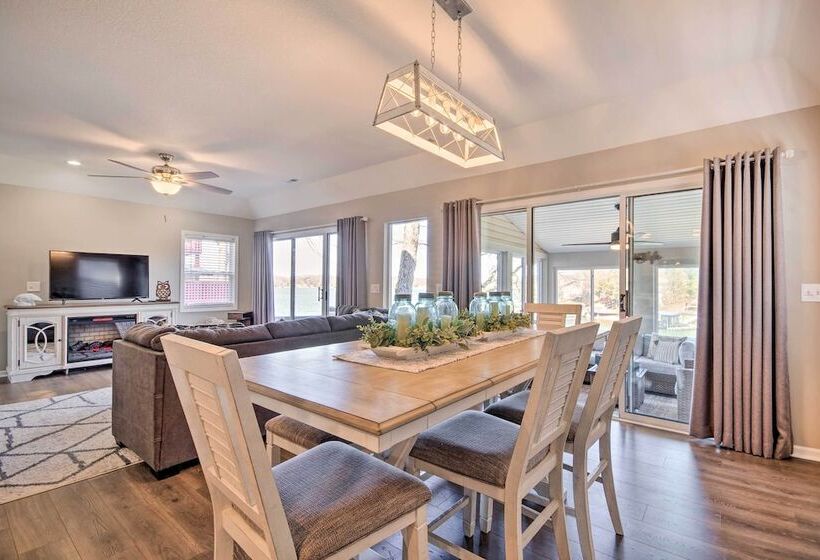 Private Boat Dock: Bright Lake Ozark Home!