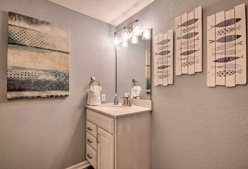 Private Boat Dock: Bright Lake Ozark Home!