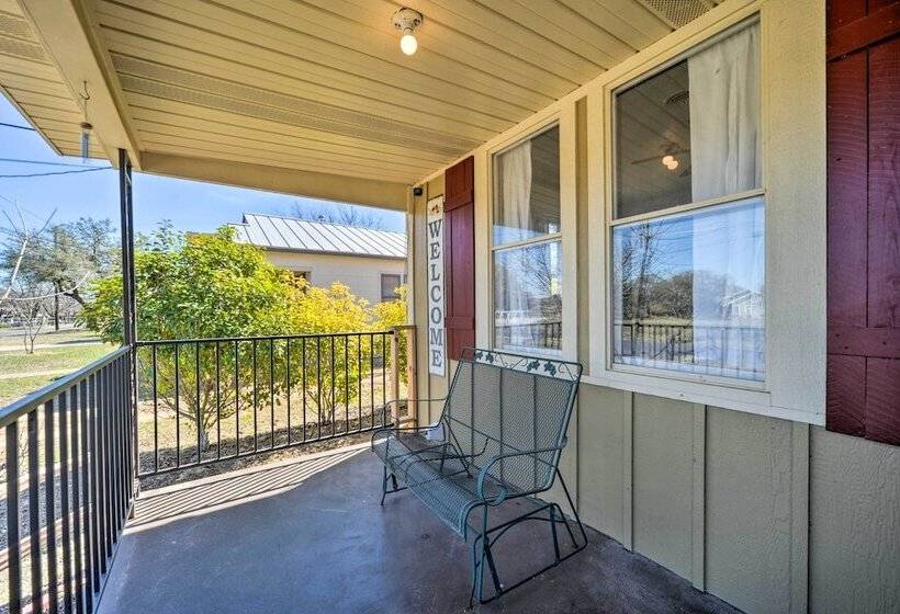 Charming Home Near Downtown Fredericksburg!