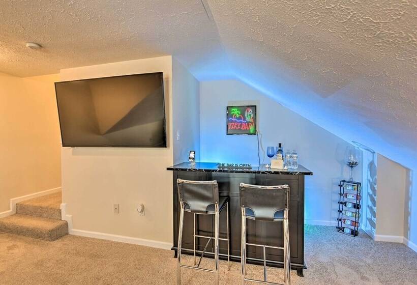 Charming Nashville Home ~ 6 Mi To Downtown!