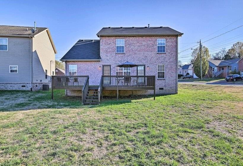 Charming Nashville Home ~ 6 Mi To Downtown!
