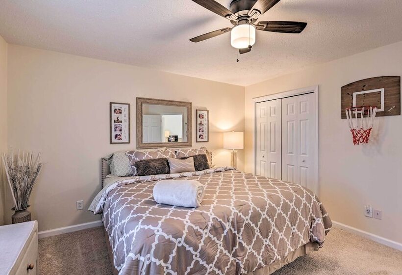 Charming Nashville Home ~ 6 Mi To Downtown!