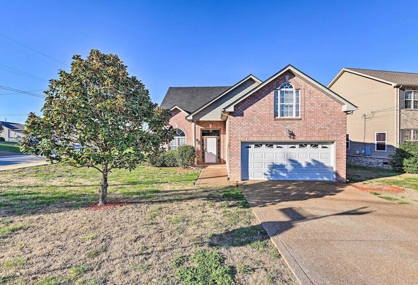 Charming Nashville Home ~ 6 Mi To Downtown!