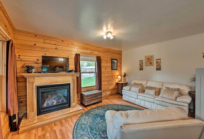 Cozy Colorado Cabin W/ Deck, Grill & River Access!