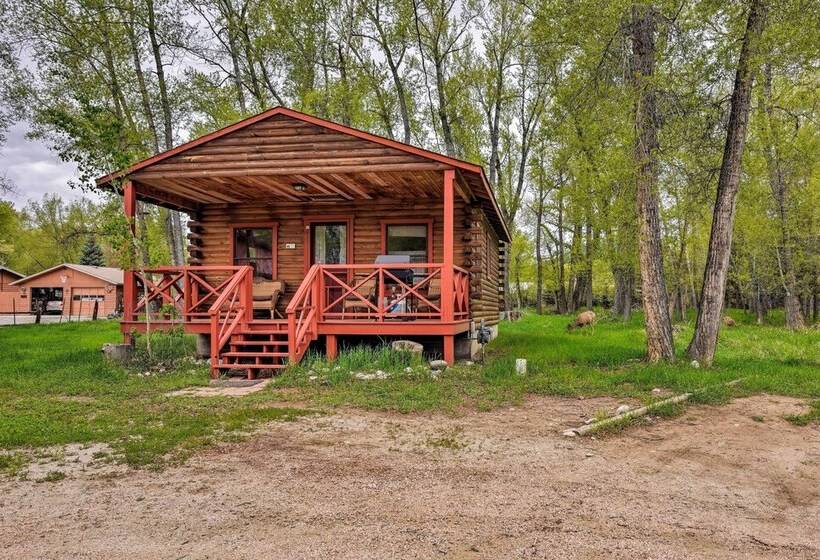 Cozy Colorado Cabin W/ Deck, Grill & River Access!