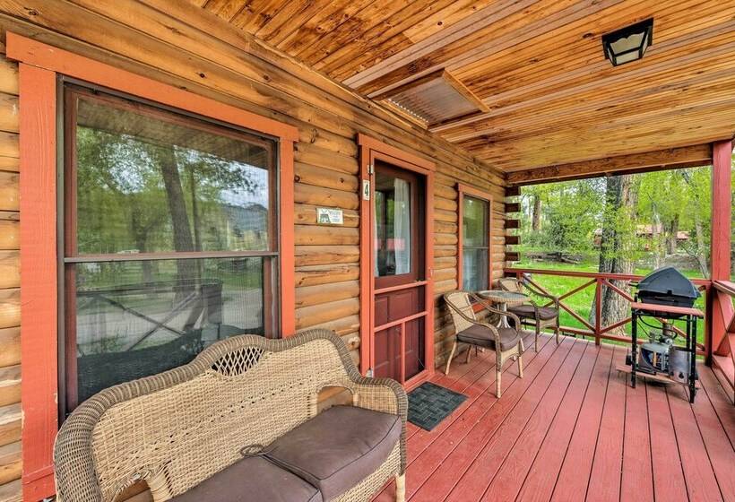 Cozy Colorado Cabin W/ Deck, Grill & River Access!