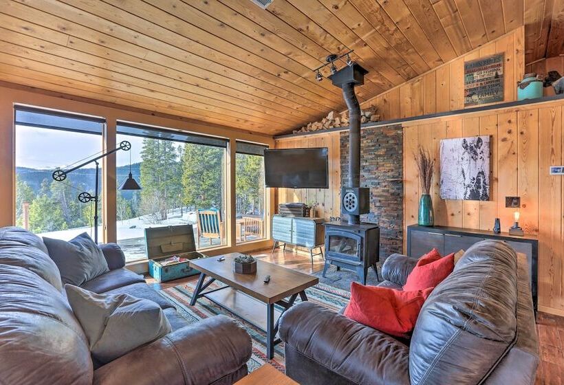 Cozy St. Mary S Escape: Mtn Views, Hot Tub & Sauna