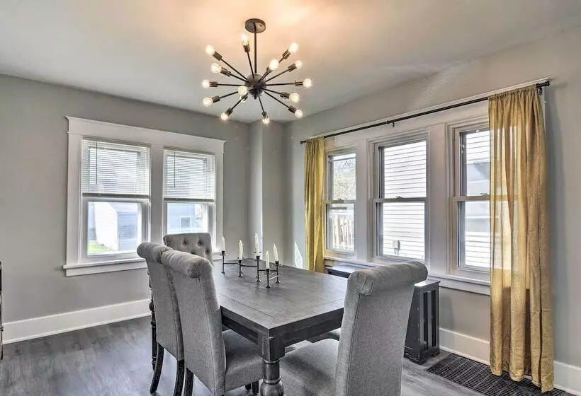 Dog Friendly Home ~ 14 Mi To Highmark Stadium