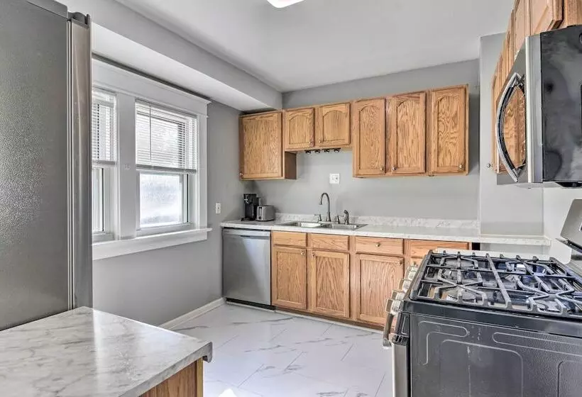 Dog Friendly Home ~ 14 Mi To Highmark Stadium