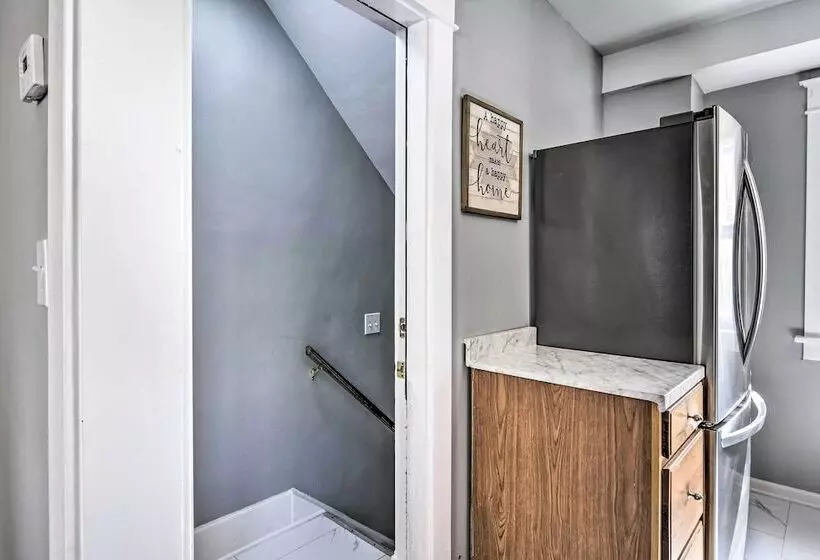 Dog Friendly Home ~ 14 Mi To Highmark Stadium