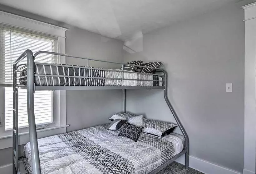 Dog Friendly Home ~ 14 Mi To Highmark Stadium