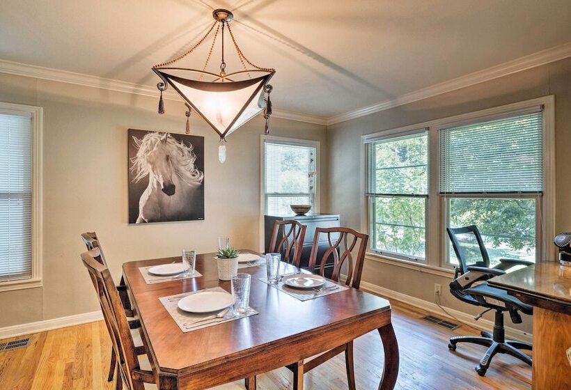 Downtown Austin Home W/ Patio, 3 Mi. To Soco!