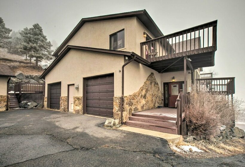 Evergreen Retreat + Hot Tub, Mtn Views & Game Room