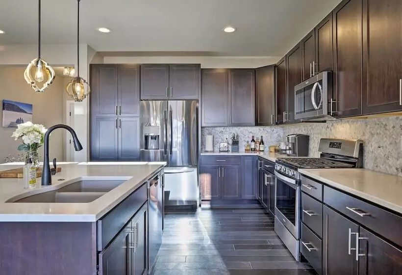 3 Mi To Granby Ranch: Expansive Granby Retreat!