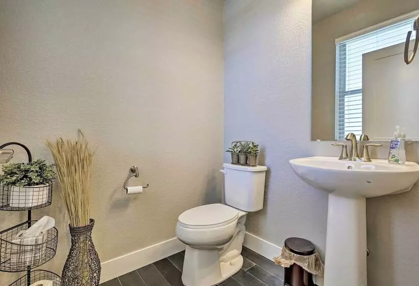 3 Mi To Granby Ranch: Expansive Granby Retreat!
