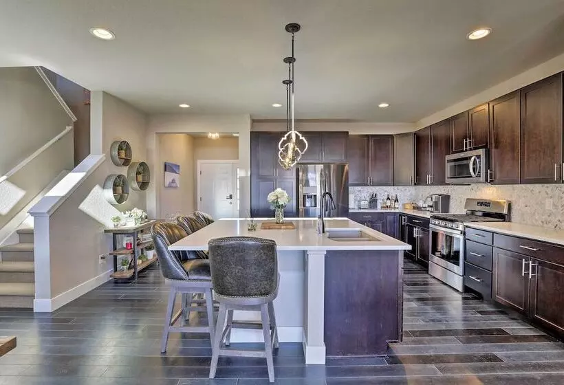 3 Mi To Granby Ranch: Expansive Granby Retreat!