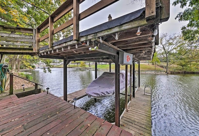 Family Home W/ Deck On Lake Sara: Pets Are Welcome