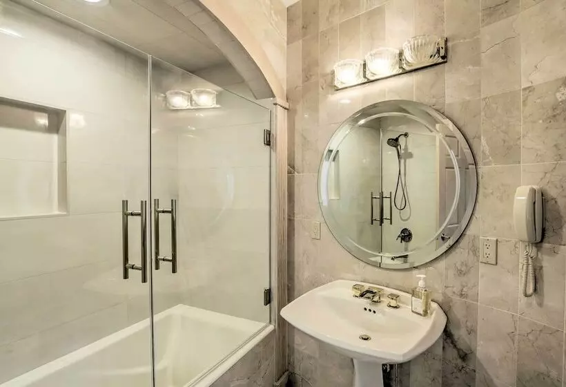 Grand Egg Harbor Home W/ Stunning Lake Views!