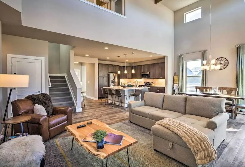 Ski & Hike: Home W/ Hot Tub + Gas Grill In Granby