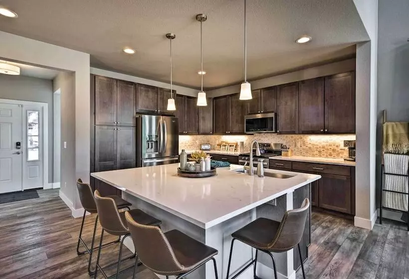 Ski & Hike: Home W/ Hot Tub + Gas Grill In Granby