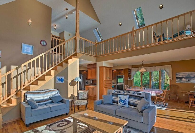 Lake Bonaparte  Fins & Feathers Lodge  W/ Dock!