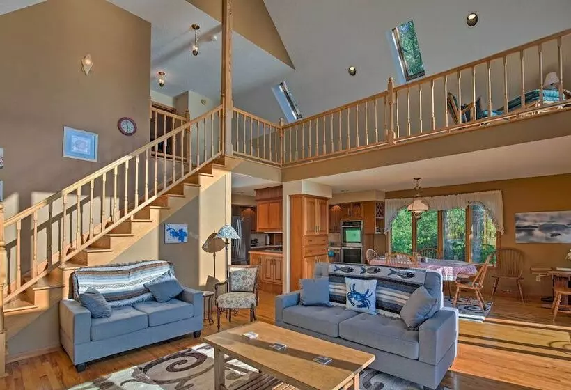 Lake Bonaparte  Fins & Feathers Lodge  W/ Dock!