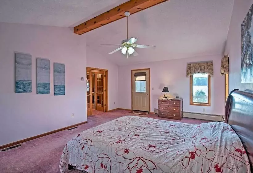 Lake Bonaparte  Fins & Feathers Lodge  W/ Dock!