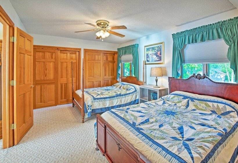 Lake Bonaparte  Fins & Feathers Lodge  W/ Dock!