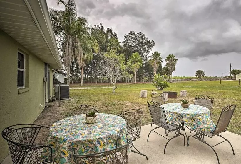 Lake Okeechobee Fishing Retreat W/ Fire Pit!