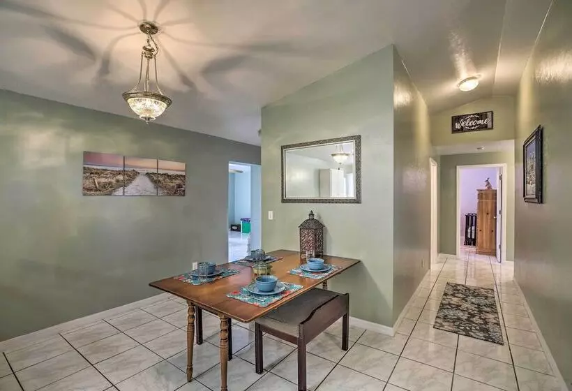 Lake Okeechobee Fishing Retreat W/ Fire Pit!