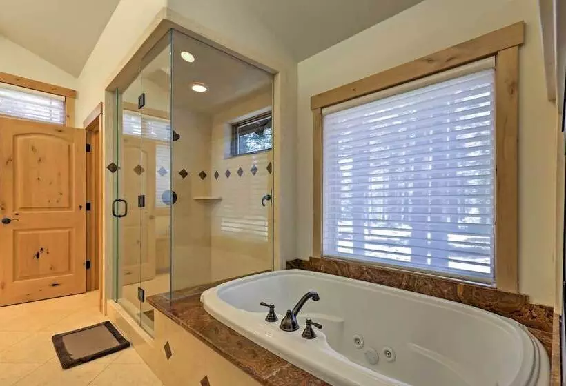 Lake Tahoe Home W/ Forest Views: Ski At Heavenly!